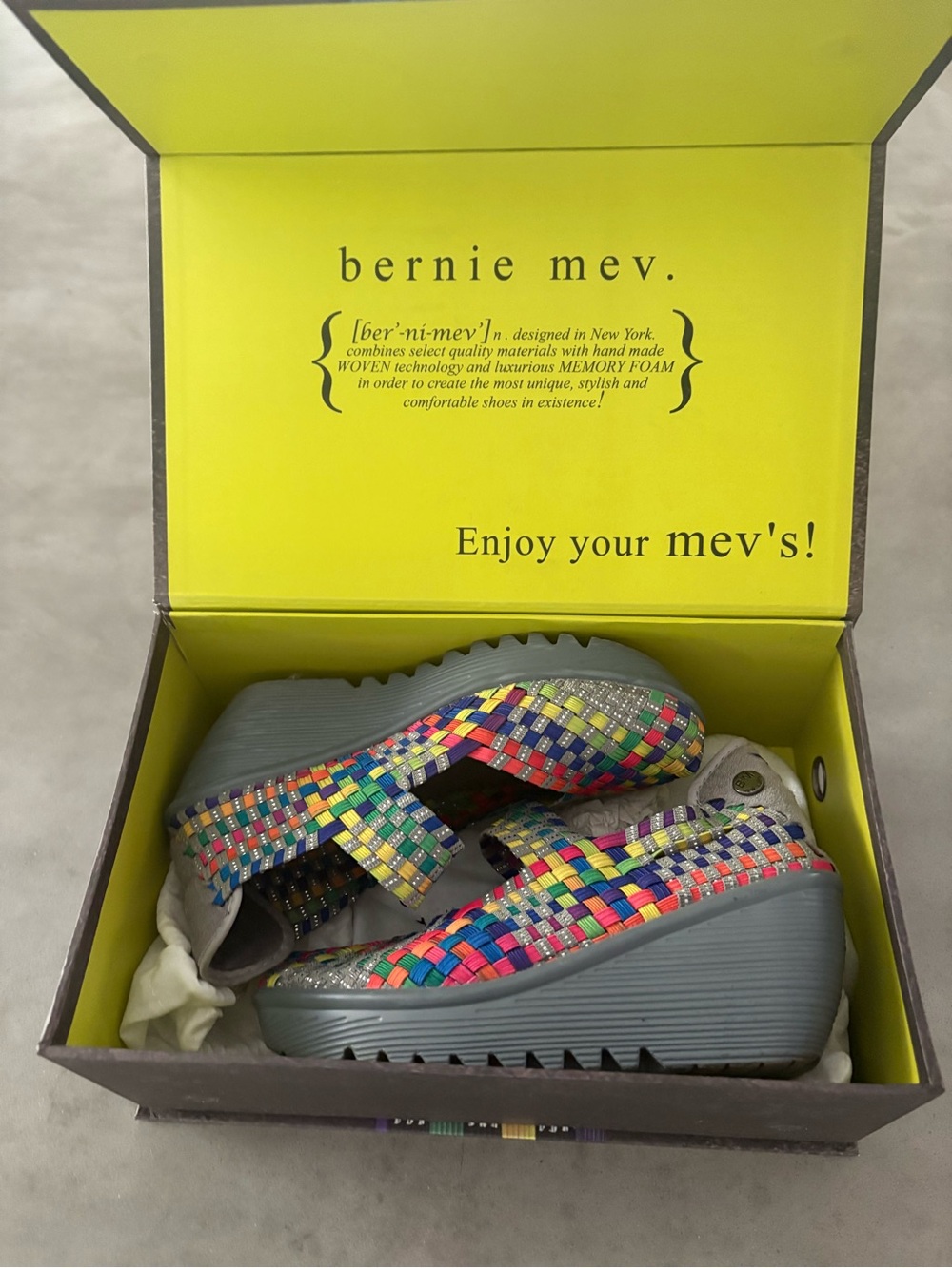 bernie mev. Woven Multi-Color Stretch Platform Sandals